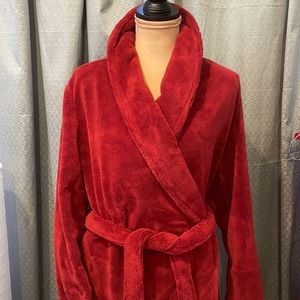 NWT Soft Surroundings PLUSH Robe, RED, Medium Free Shipping